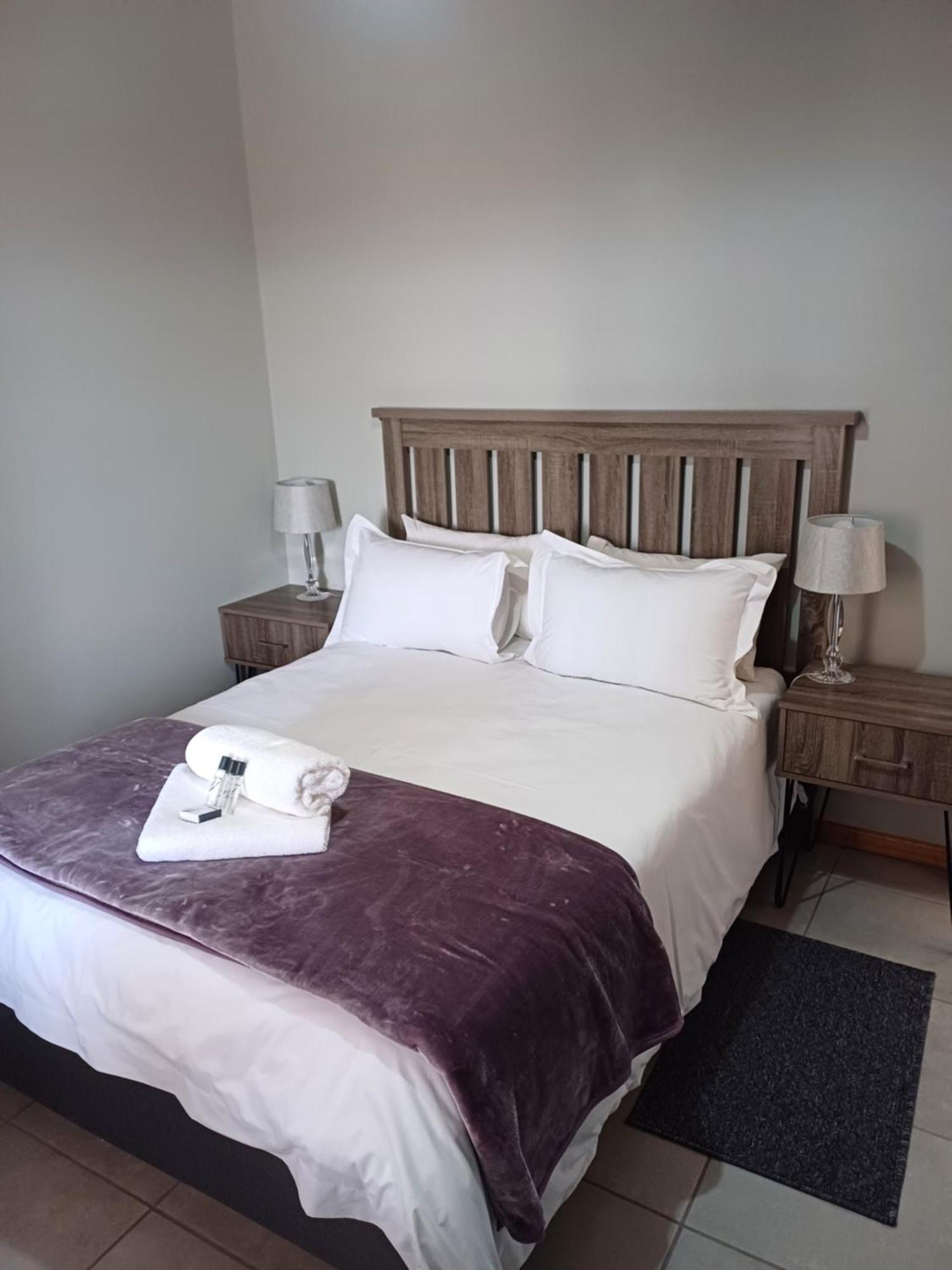 Augrabies De Oude Stoor Guesthouse ภายนอก รูปภาพ