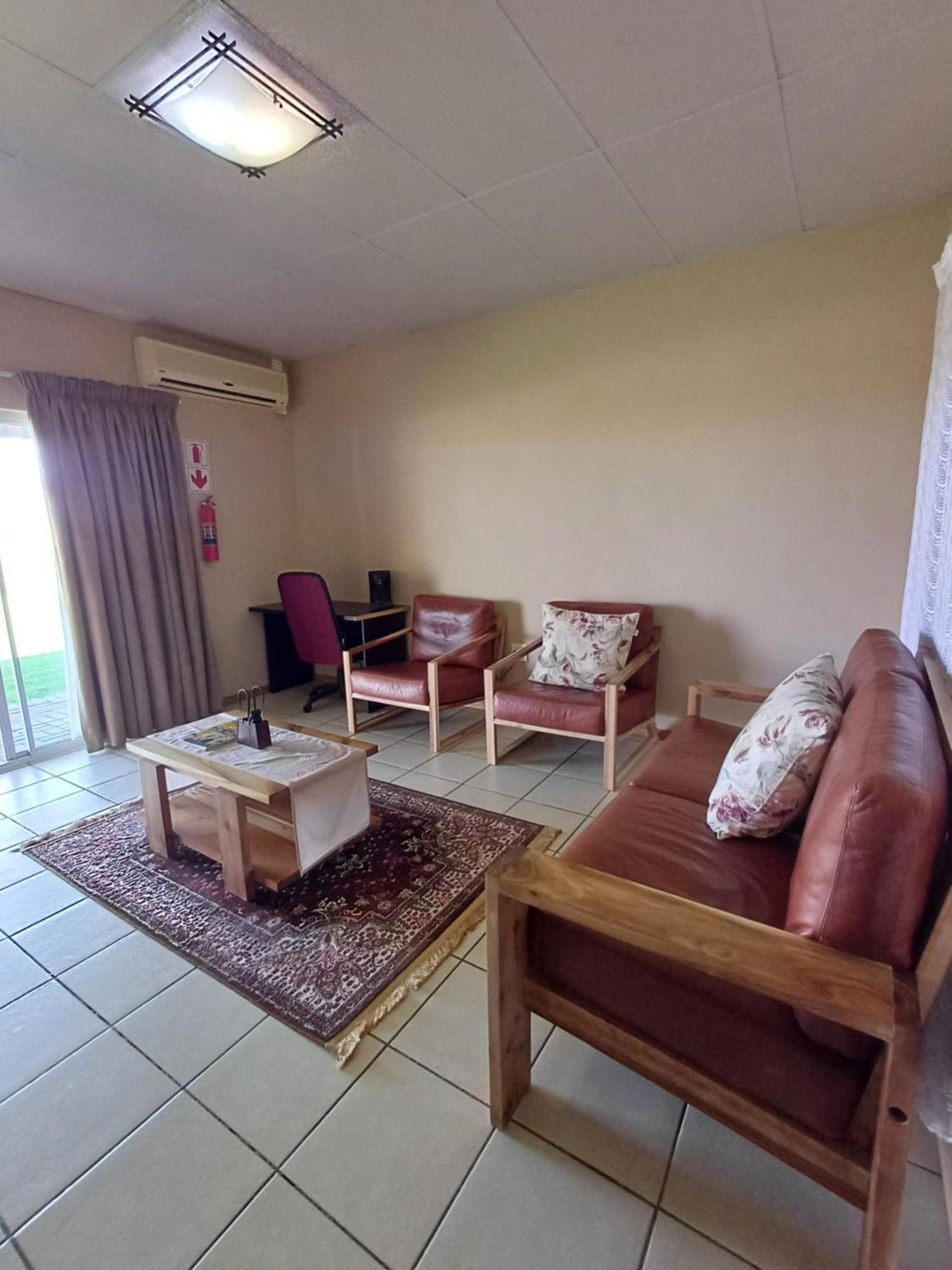 Augrabies De Oude Stoor Guesthouse ภายนอก รูปภาพ