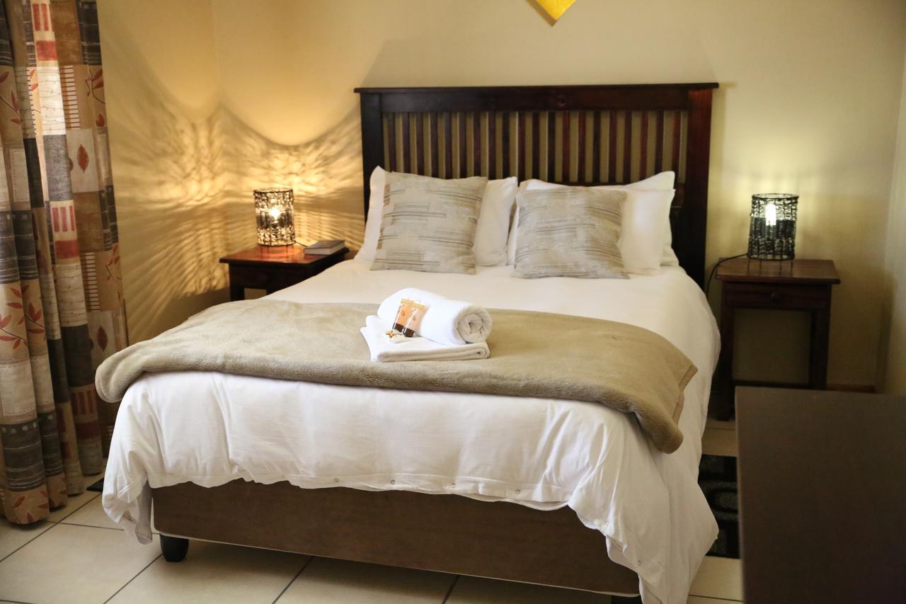 Augrabies De Oude Stoor Guesthouse ภายนอก รูปภาพ