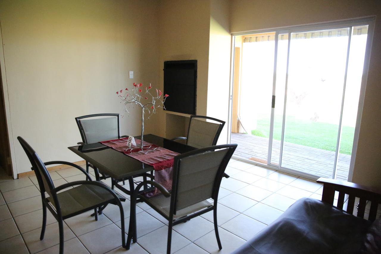 Augrabies De Oude Stoor Guesthouse ภายนอก รูปภาพ