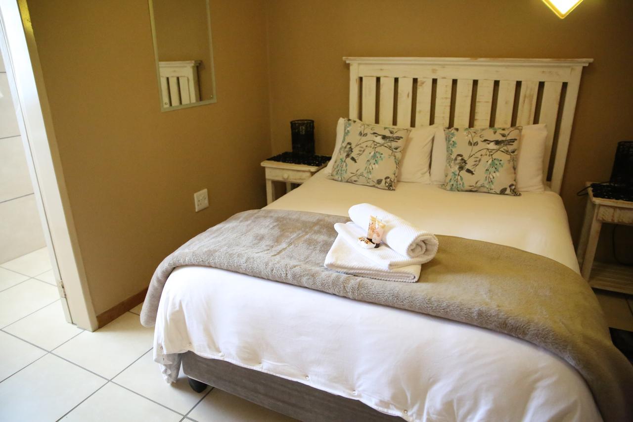 Augrabies De Oude Stoor Guesthouse ภายนอก รูปภาพ